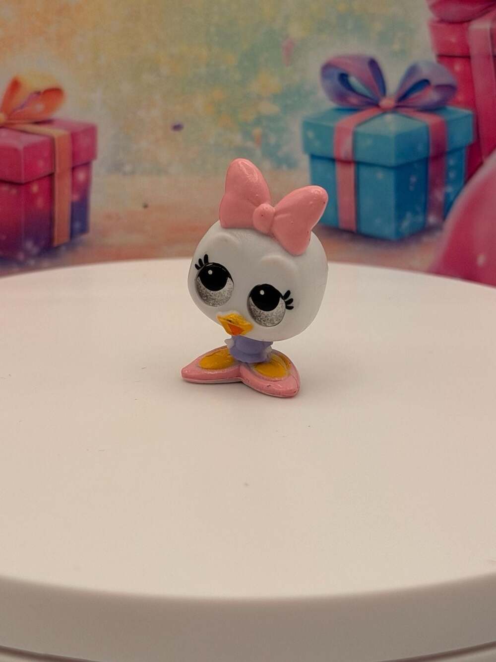 Disney Doorables Series 1 Daisy Duck Mini Figure